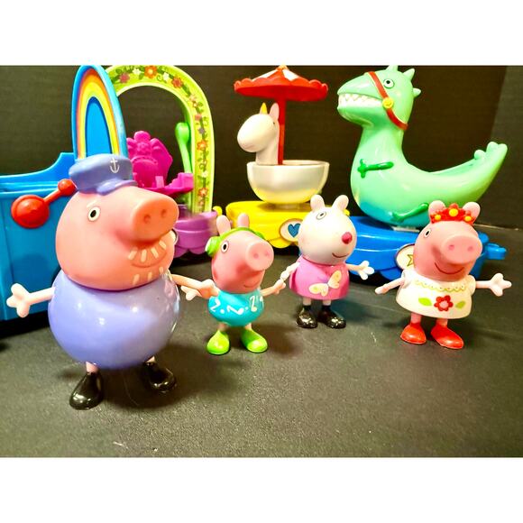 Peppa Pig Peppa's Magical Parade Playset 4 Figures train NO sound NO movement - Picture 7 of 7